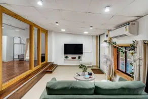 Glass House Loft | Khar’s Coolest Stay - Image 4