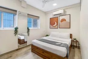 Maven Cozy Khar West 1BHK Near Bandra - Image 2
