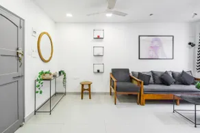 Alcove 1BHK Bandra W by The Bombay Home Company - Image 4