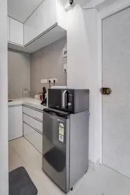 Lyon Secure Bandra Studio w/Kitchen & fast Wi-Fi - Image 2