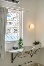 Lyon Secure Bandra Studio w/Kitchen & fast Wi-Fi - Image 3