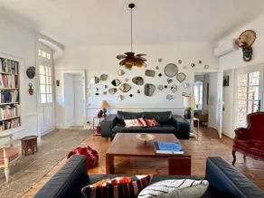 Bohemian-style vacation home - Image 2