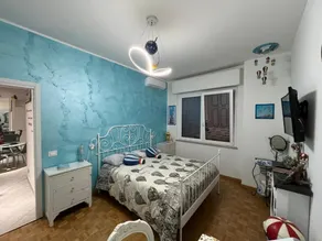 Apartment with swimming pool and parking in Rapallo - Image 2