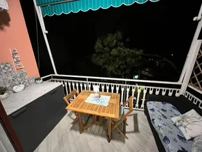 Apartment with swimming pool and parking in Rapallo - Image 5