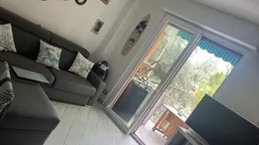 Apartment with swimming pool and parking in Rapallo - Image 3