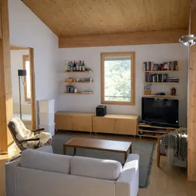 Penthouse duplex with sauna & mountain views - Image 2