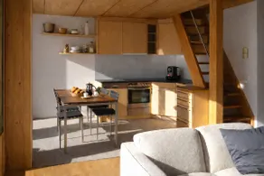 Penthouse duplex with sauna & mountain views - Image 3