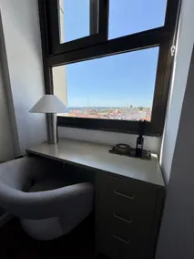 Exclusive 7th floor apartment in Plaza de España - Image 4
