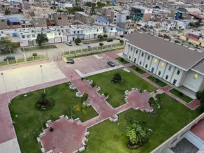 Downtown, comfortable and peaceful - Image 4
