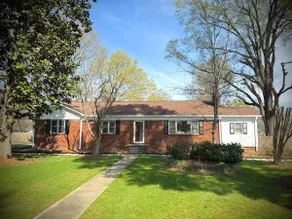Suburban Retreat, Perfect for Families & Long Stay - Image 2