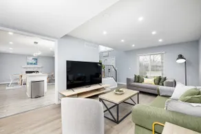 Spacious 4BR Family Retreat | Yard & Open Kitchen - Image 4