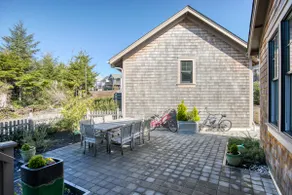 Bikes, HotTub, Patio Games, 10 min to Town & Beach - Image 5