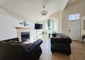 West Desert Ray Home Stay, Outlet paradise ! - Image 3