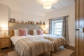 NEW Old Cottage, Peak District Walks from the Door - Image 5