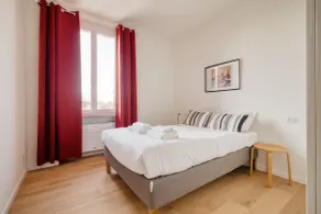 Just Urban Stays - Modern and Strategic 1-BR Flat C - Central Station - Image 2