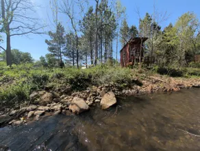 Cozy Cabin Retreat by Stoney Creek - Image 5