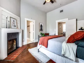 Modern 3BR Farmhouse in Downtown near PGA Frisco - Image 2