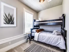 Cozy Downtown 3BR Retreat near Lake Ray Roberts - Image 4