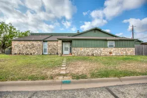 Spacious 3BR / 2 BA Retreat • Chic San Angelo Stay - Image 4