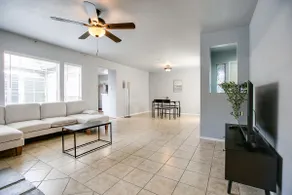 Spacious 3BR / 2 BA Retreat • Chic San Angelo Stay - Image 5