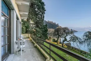 Villa Incanto Sul Lago: Lakefront, Garden & Balconies (Sleeps 7) - Happy Rentals - Image 2
