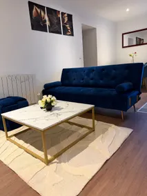 Cozy apartment with private Jacuzzi - Image 2
