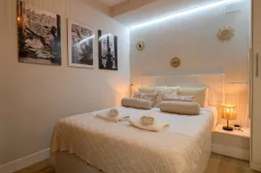 Antonio's Apartments, Urban Oasis Apartment - Image 2