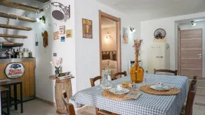 Alice's home - Image 4