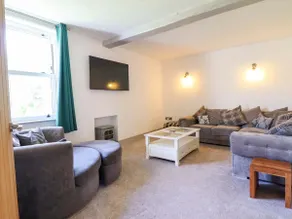 Preesgweene Farmhouse - Image 3