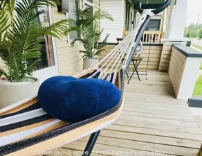 Porch Life Bungalow - Retreat near Univ. of Dayton - Image 2