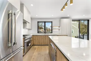 Elegant & Spacious Stay in the Heart of Needham - Image 4