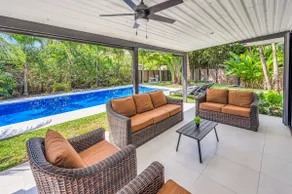 The Oasis Heaven Miami Private Pool Sleeps 14 - Image 5