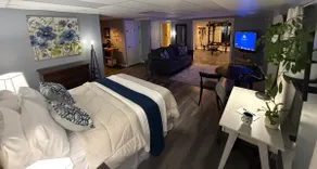 Private Suite w/ Gym Near Chapel Hill & Elon - Image 2