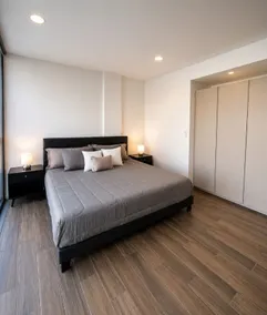 XL Studio within Walking Distance of the River Area + Hot Tub | + Grill - Image 3