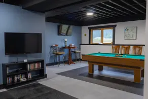 Shuswap Mountain Lodge - Image 5