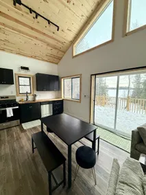 Wolf Lake Cabin - Image 4