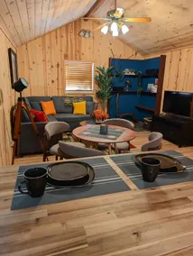 Yale Lake Cabin - Image 3