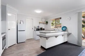 Quiet Area, Modern Home, Close to Ipswich CBD - Image 4