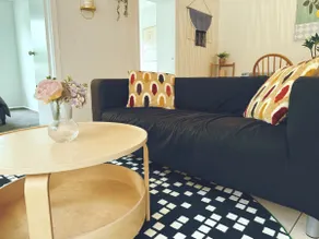 2 Stylish Bedroom Conveniently Located Werrington - Image 2