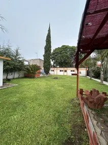 House, garden and campfire in downtown Tepotzotlán. - Image 2
