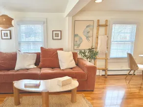 The Saybrook Point Bungalow, Stroll to Downtown - Image 2