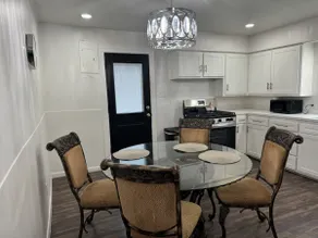 Plainview Farmhouse Home - Image 2