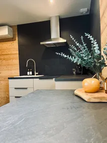 Le Nid du Lac – Cozy & independent wood studio - Image 2