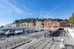 Lascaris Prestige, T2, 2P, PK, Port et Promenade - Image 5