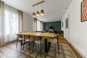 Stylish, air-conditioned house in the city center - Image 3