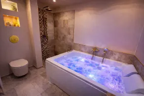 La Perle Houlgate with Spa and Beach - Image 2
