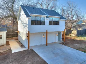 Benton Cottage. WI-FI. Sleeps 5. Garage. - Image 2