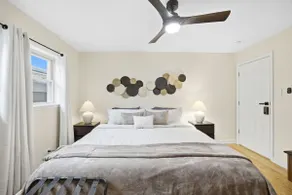 Spacious 5BR Chicago Home, Sleeps 15, Free Parking - Image 4