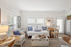 Authentic Ocean Springs Cottage Walk Downtown - Image 3
