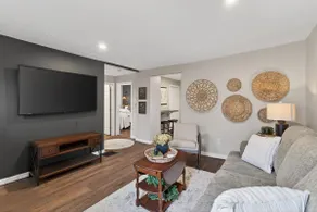 The Little Troy Bungalow - Image 2